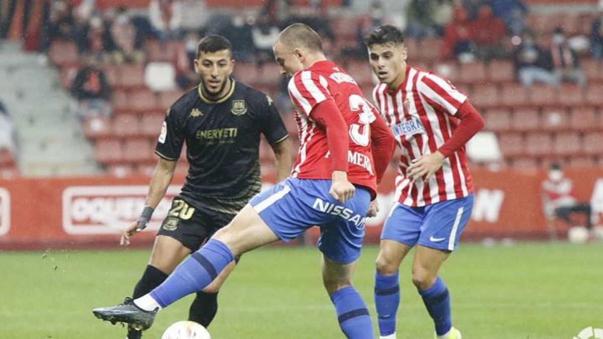 Mostrando el mejor rendimiento del torneo, el Sporting de Gijón está en la cúspide de LaLiga SmartBank