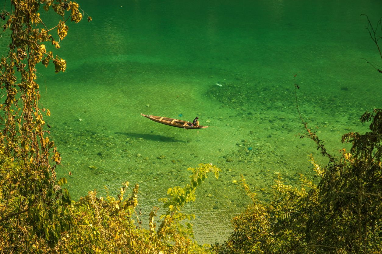 En Meghalaya encontramos otras maravillas naturales, como el río Dawki .