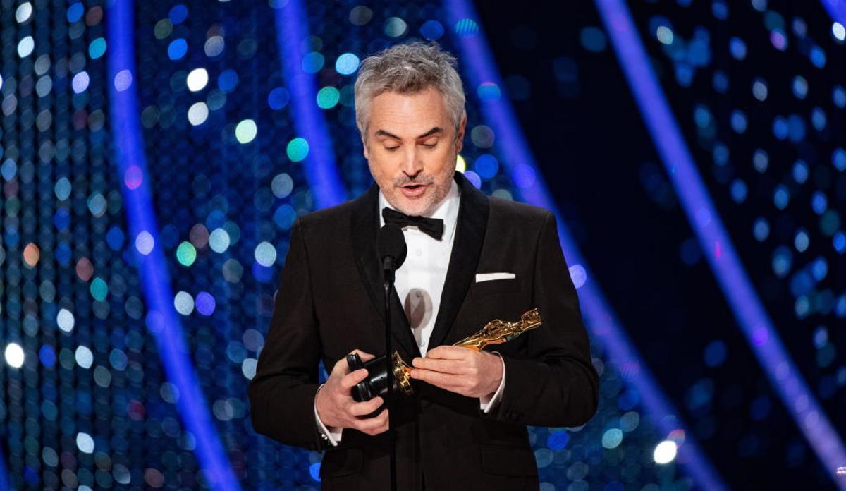 Alfonso Cuarón recoge el Oscar al mejor director.
