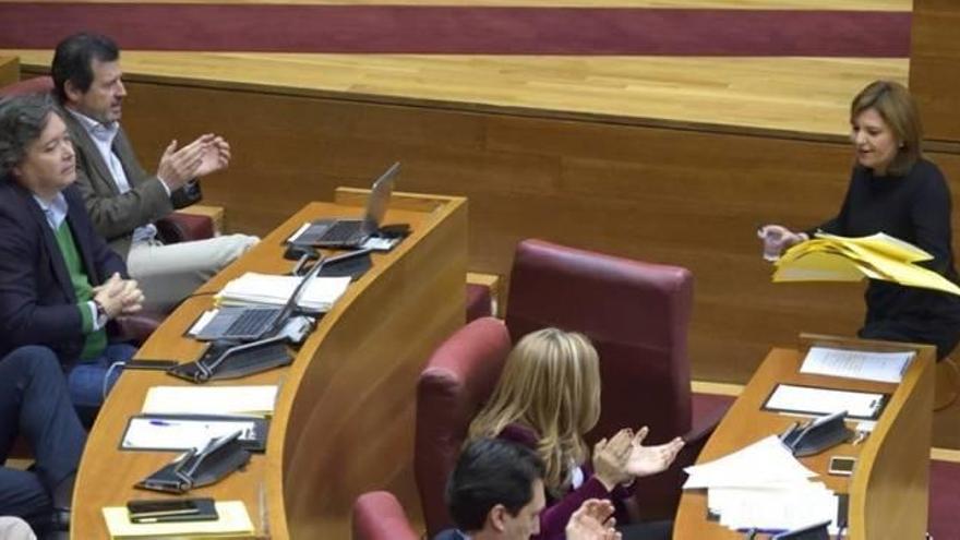La presidenta del Partido Popular en la Comunidad, Isabel Bonig, ayer durante un debate en las Cortes Valencianas.