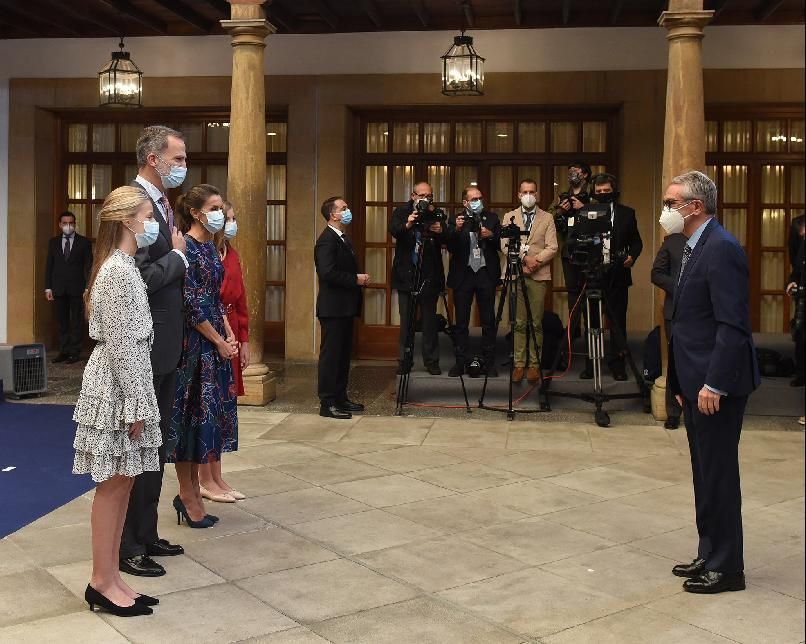 Premios Princesa de Asturias 2020 | Los Reyes reciben a los premiados en el hotel de la Reconquista