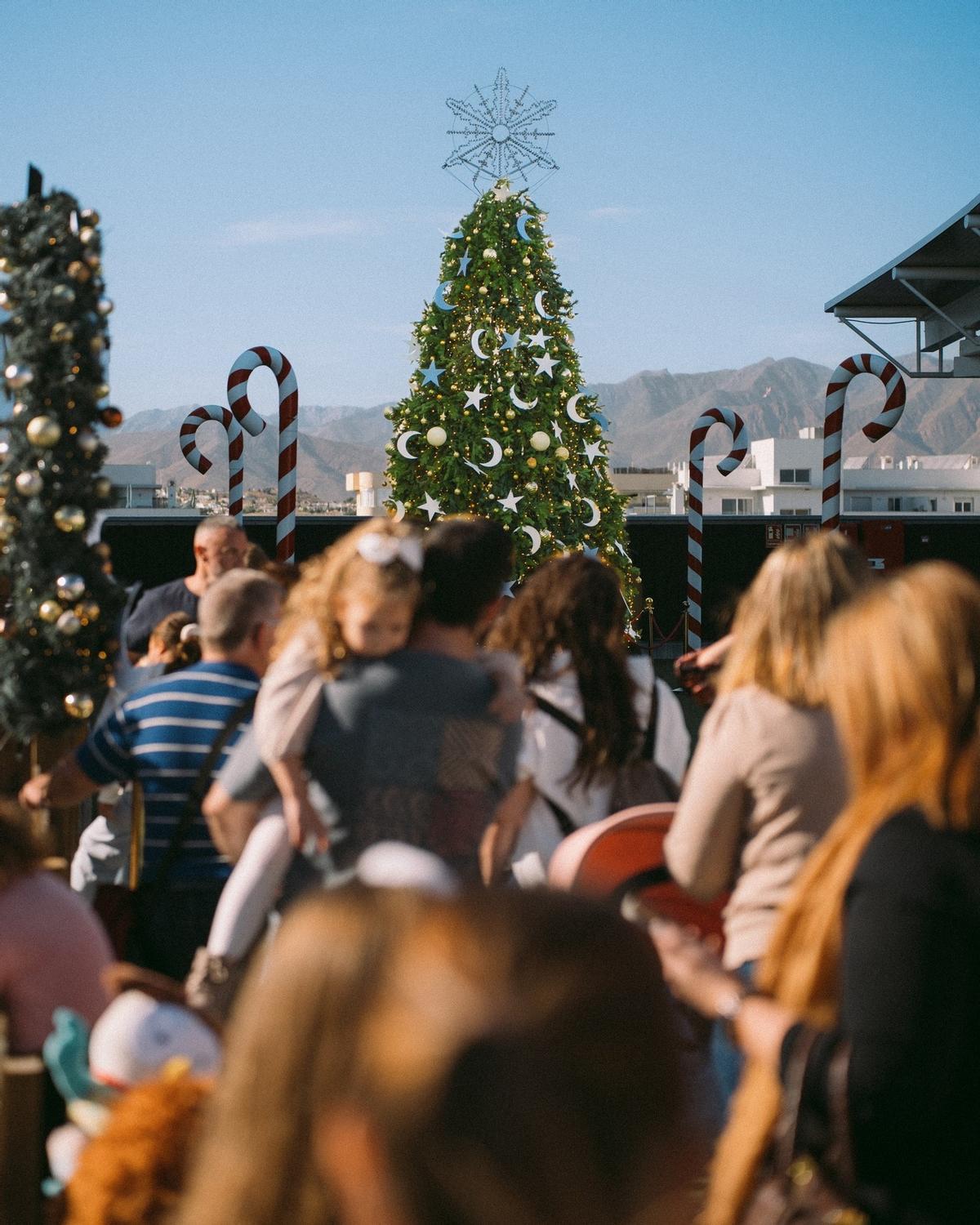 Papá Noel se muda de Laponia a Málaga con este nuevo poblado navideño: perfecto para visitar con niños