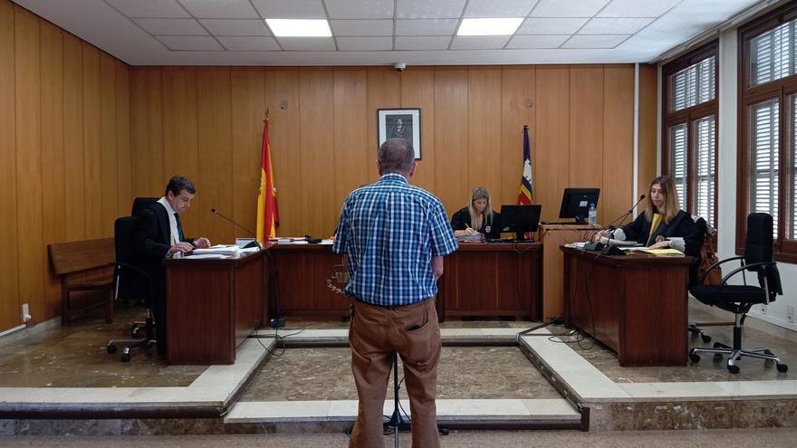 Un ex comisario de la Policía Local de Palma acusado de pornografía infantil alega que el registro en su casa fue ilegal