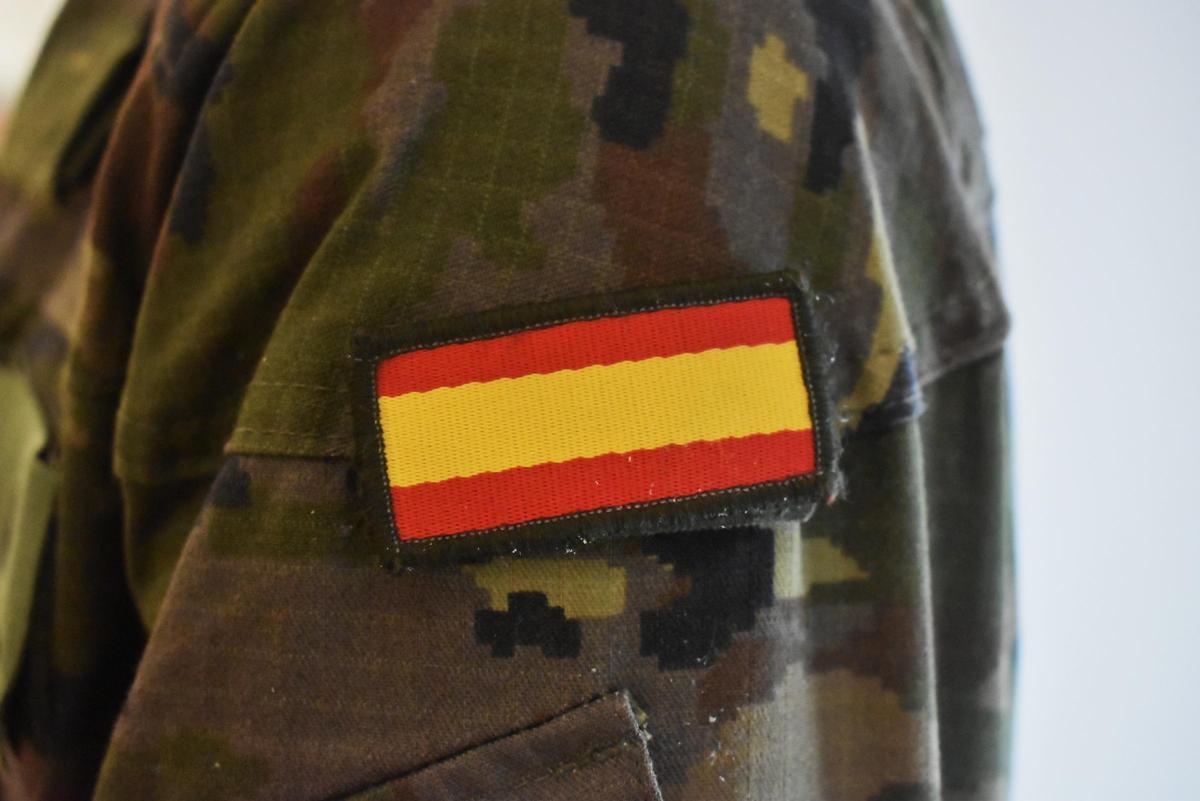 Galería | Así fue la inauguración de la exposición de las Fuerzas Armadas en Cáceres