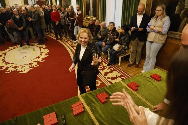 Así fue la emotiva despedida a los trabajadores jubilados del Ayuntamiento de Gijón (en imágenes)