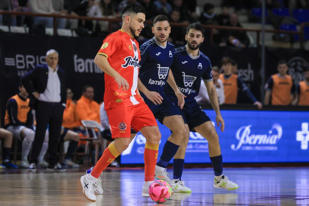 Cortés, en un lance del partido