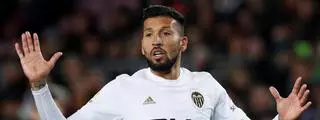 Ezequiel Garay todavía se presenta como jugador del Valencia CF