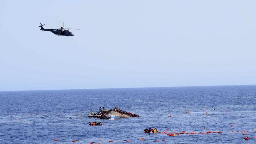 Un naufragi en aigües marroquines deixa dos morts i més de 40 persones desaparegudes