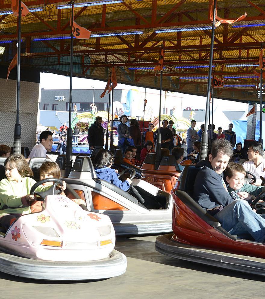 El parc d’atraccions de les Fires de Figueres manté la jornada inclusiva i a preus populars