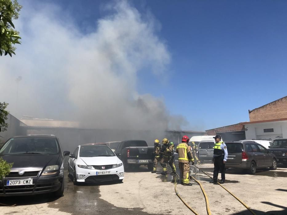 Incendi a un taller de Figueres