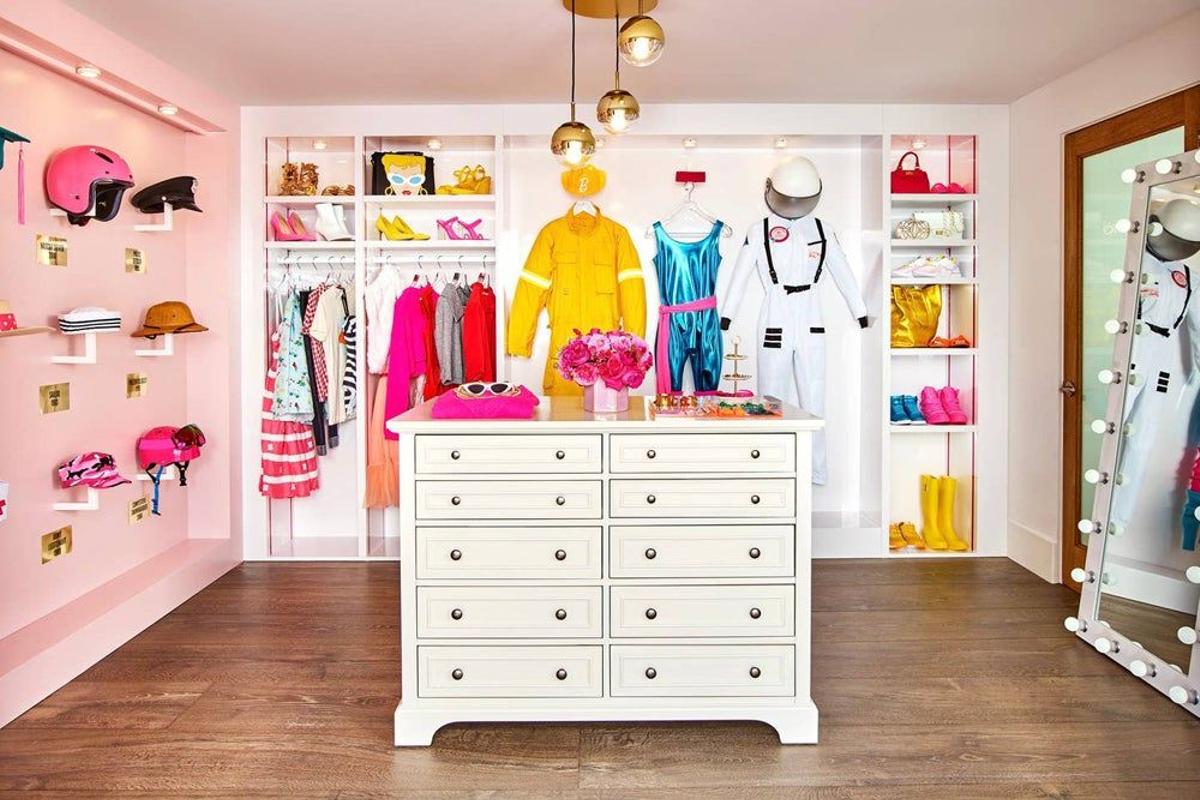 Vestidor la casa de Barbie en Malibú