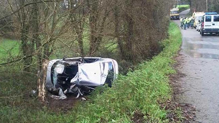 Muere un joven de 22 años en un accidente de tráfico en Navia