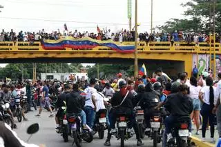 Muere al menos una persona y hay medio centenar de arrestados en las protestas de la oposición venezolana