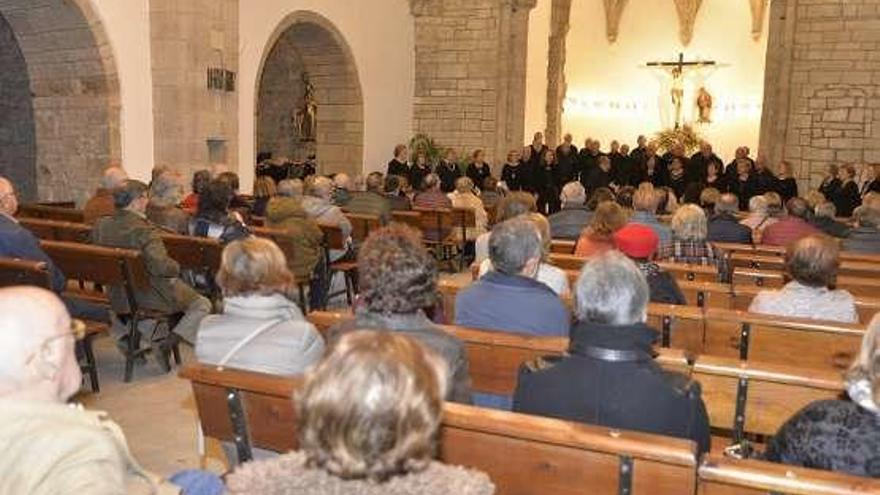 El Centro Asturiano canta por Santa Cecilia