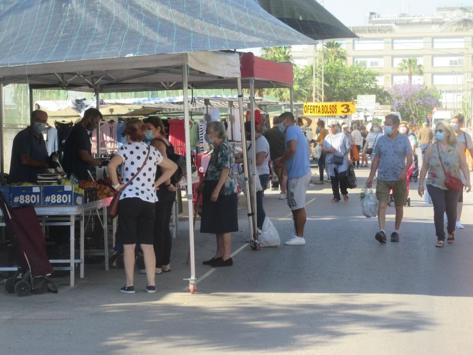 Mercado ambulante de Burjassot, en su nueva ubicación provisional.