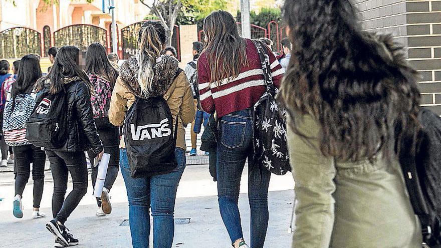 El programa intenta reducir el abandono escolar.