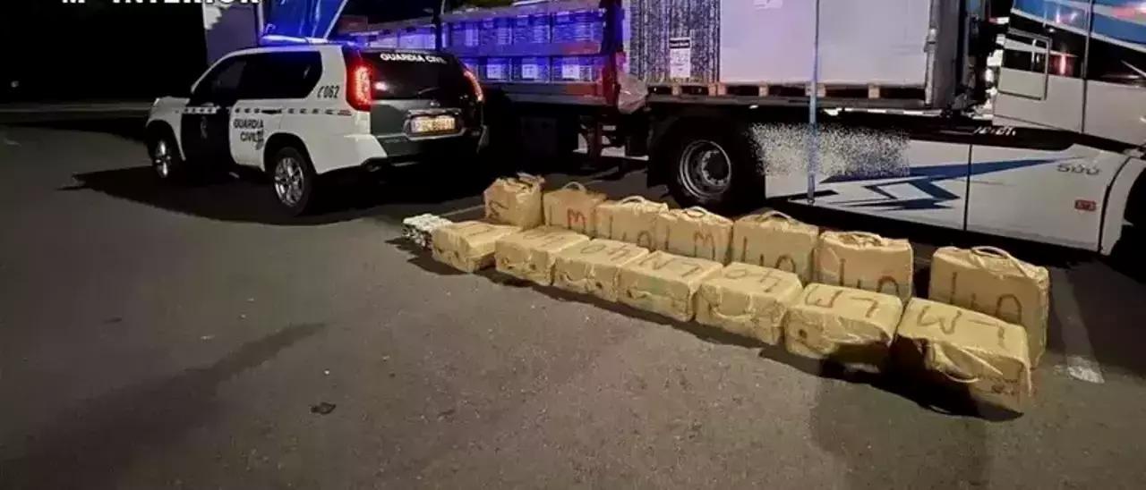 El caso está relacionado con la detección de un camionero detenido en Siétamo, el pasado mes de octubre, que transportaba hachís.