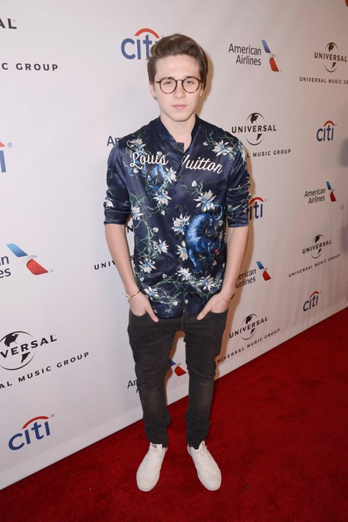 Brooklyn Beckham en la fiesta Universal Music Group tras los Grammy