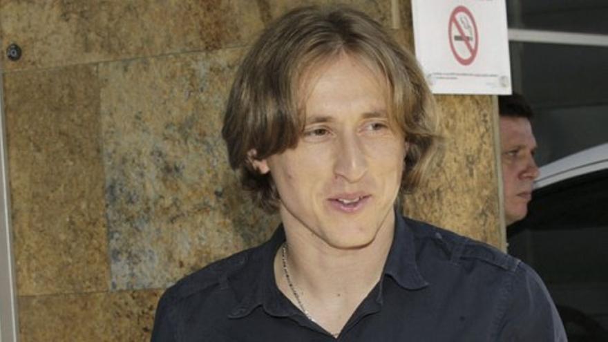 Modric pasa el reconocimiento médico