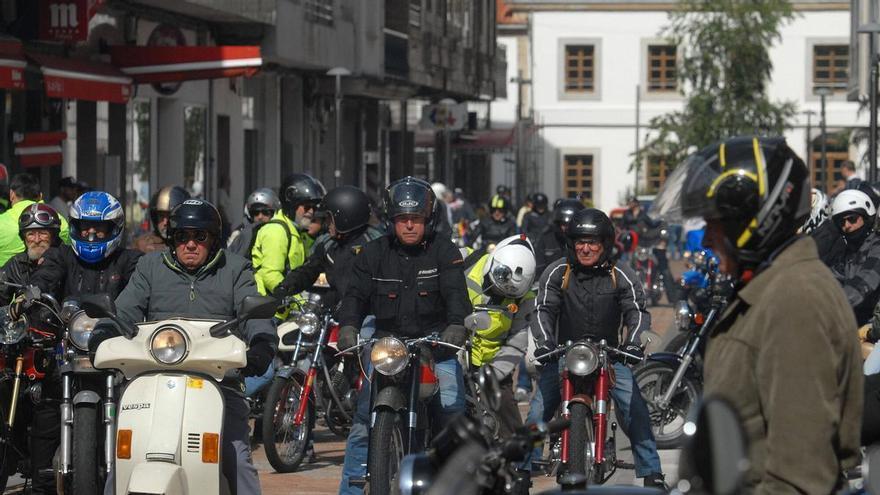 Rugidos de antaño toman las carreteras de Deza