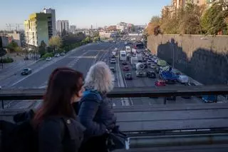 Vecinos de Nou Barris y Sant Andreu exigen acelerar la reforma de la Meridiana por salud y cohesión urbana