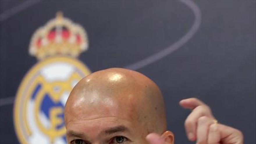 Zidane mantiene la fe: «No creo que la Liga esté sentenciada»