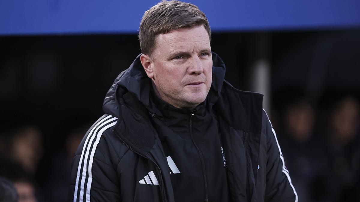 Eddie Howe, entrenador del Newcastle United, durante el partido de la UEFA Champions League ante el FC Barcelona