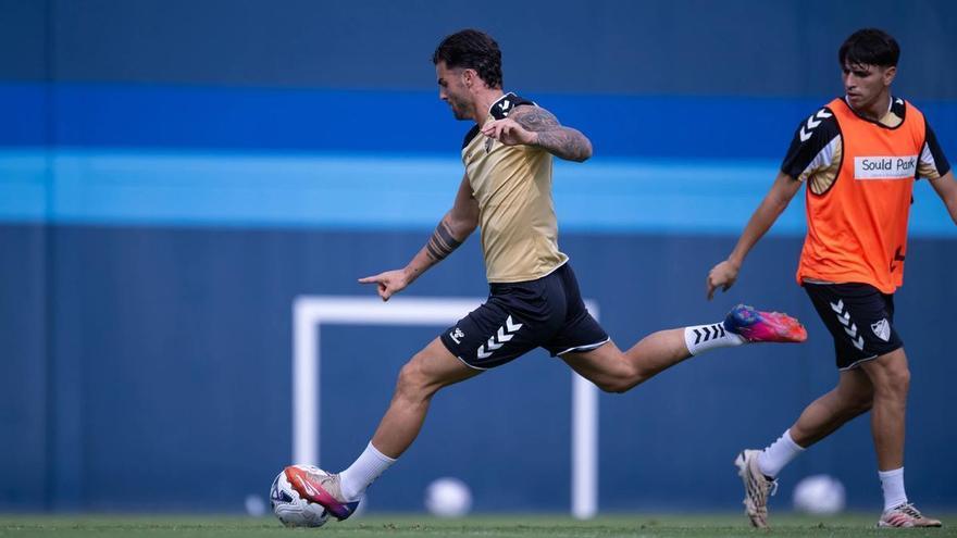 Adrián Niño sigue dando pasos hacia adelante en la primera sesión de la semana