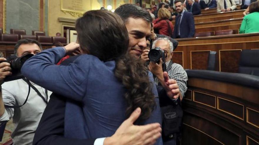 Iglesias pide a Sánchez un Gobierno "fuerte" de coalición