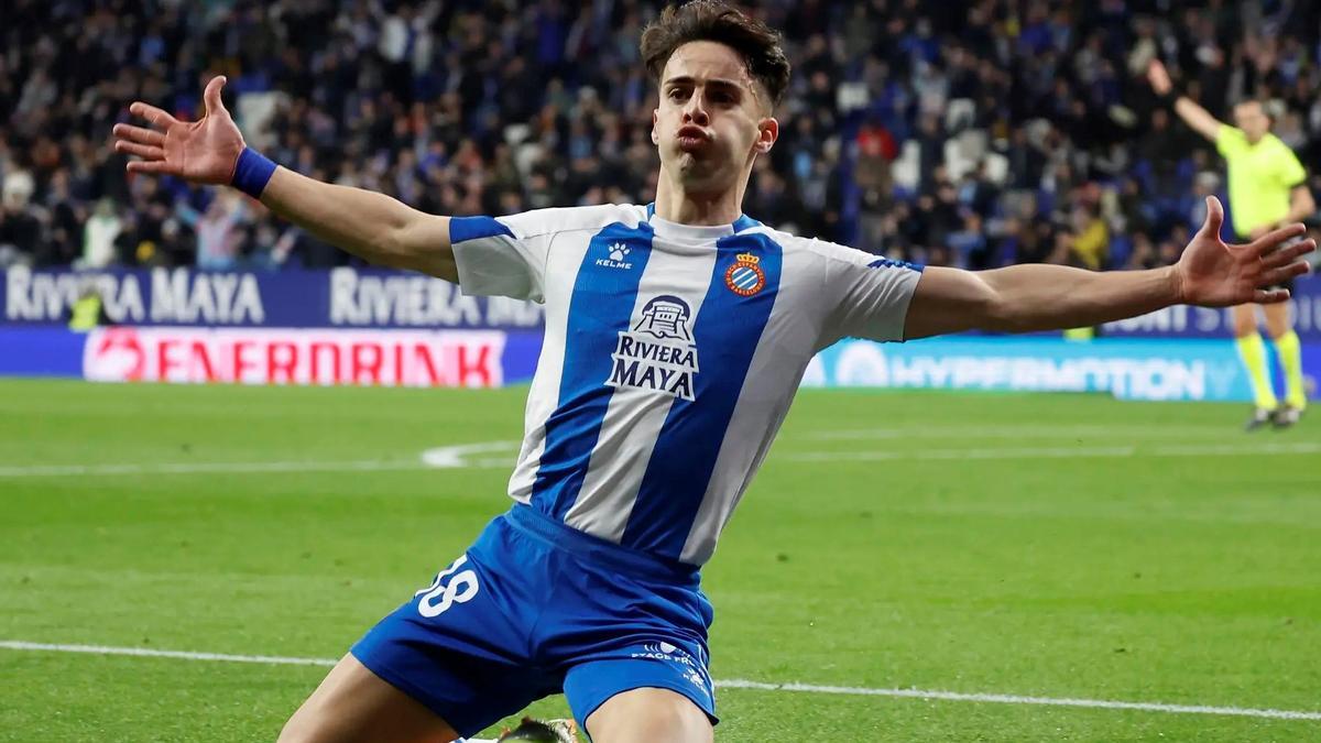 Álvaro Aguado celebra su único gol con el Espanyol.