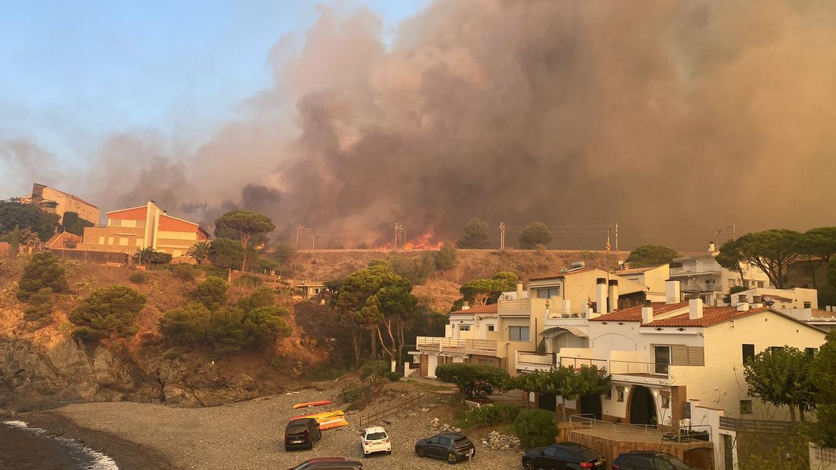 Incendio en Portbou