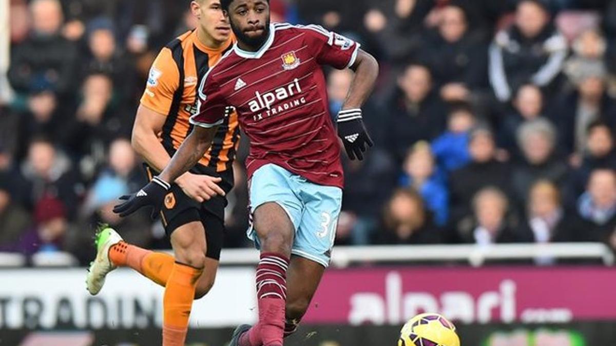 Alex Song ha jugado cedido en el West Ham