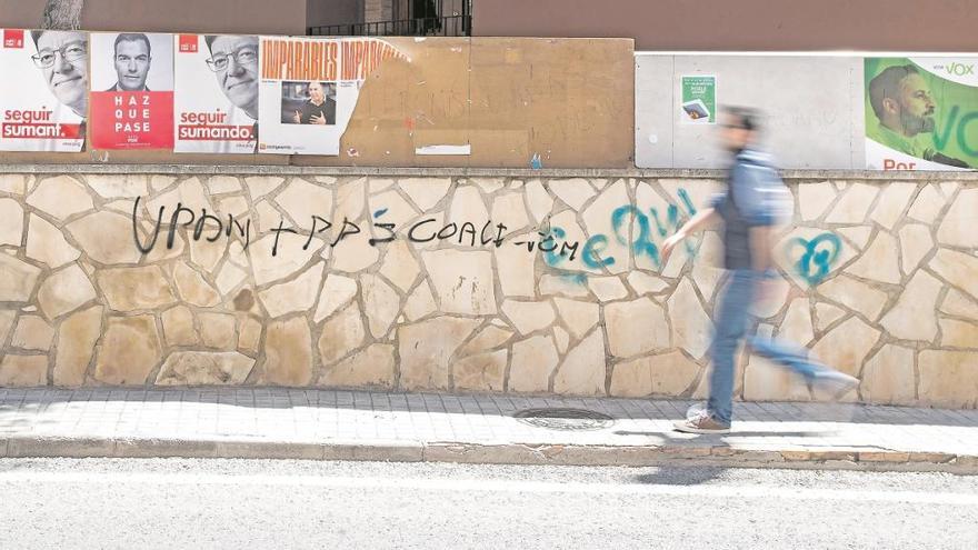 Un vecino en Nàquera tras las elecciones generales de abril: fue el único pueblo