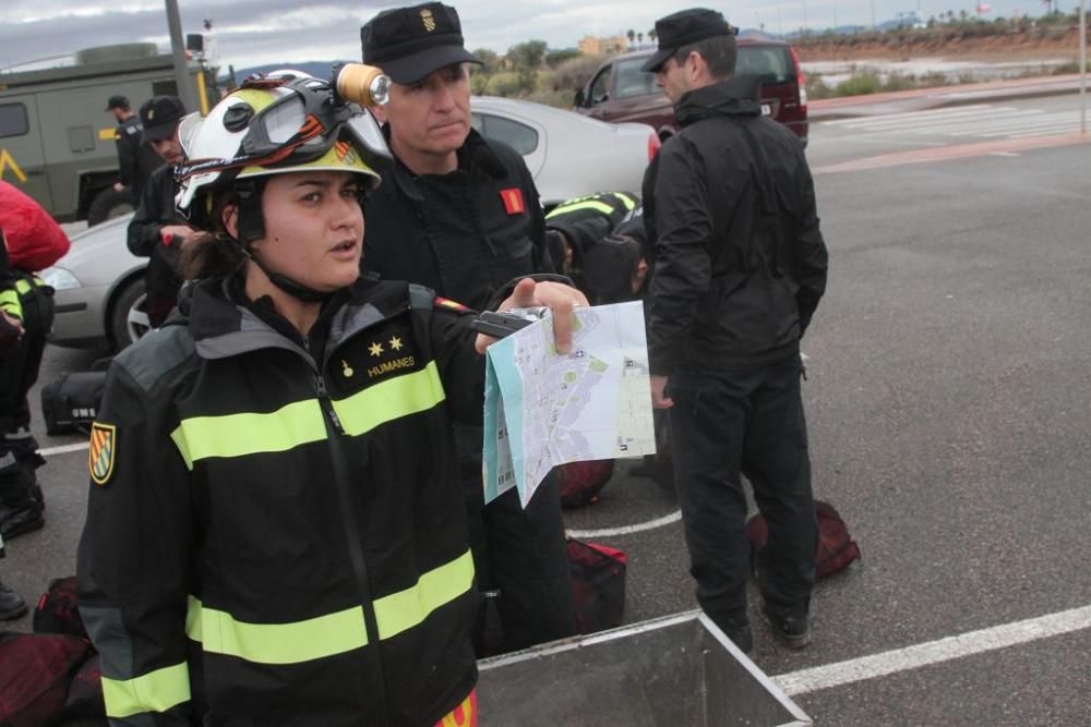 La UME monta su base en Los Alcázares para ayudar