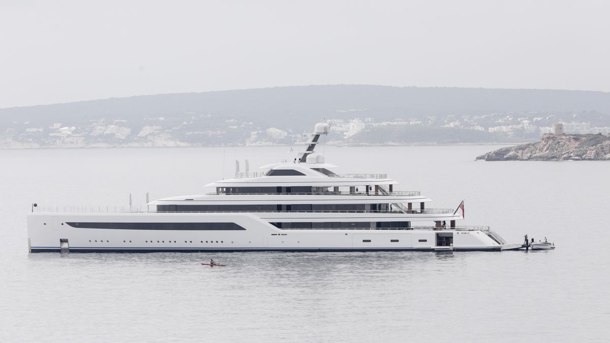 Die Superyacht "Zen" von Jack Ma vor der Küste von Mallorca