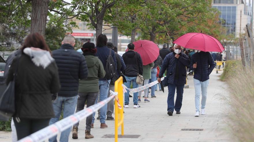 Las predicciones que se cumplieron (y las que no) de la cuarta ola