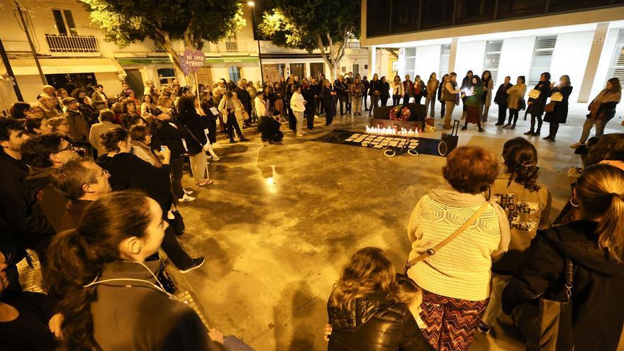 25N en Ibiza: Más feminismo para hacer caer «un legado de violencia»