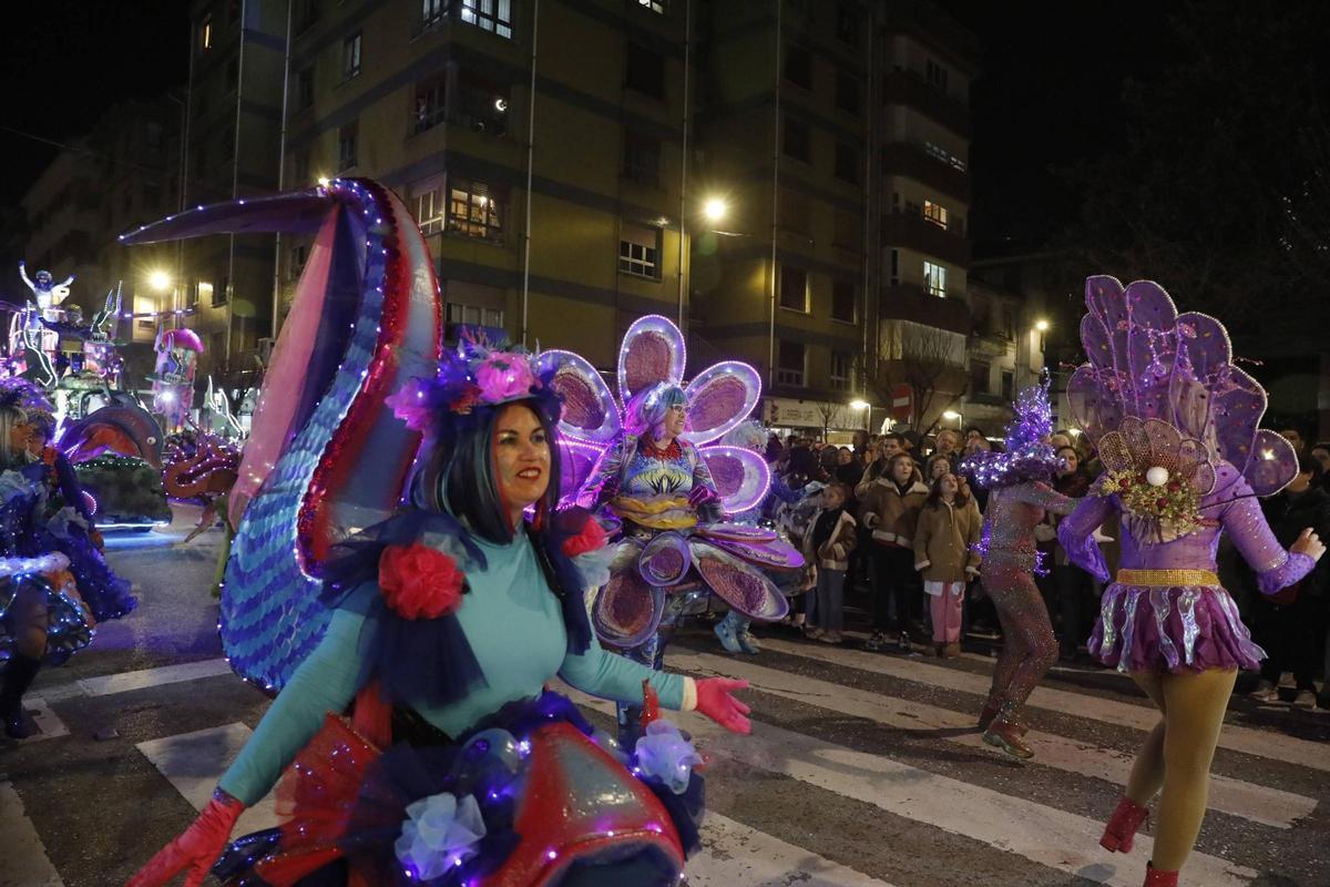 Así fue el gran Antroxu de Mieres: cientos de personas en el Carnaval, ¿estuviste desfilando?