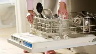 Cómo limpiar el lavavajillas por dentro: trucos rápidos para una limpieza natural y efectiva