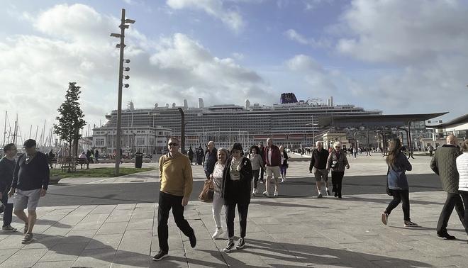 Crucero Arvia en A Coruña.