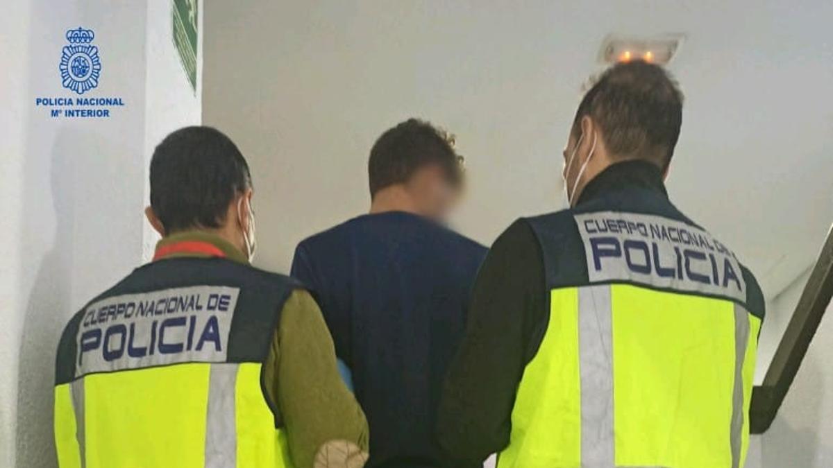 Tres detenidos por al menos trece robos en casas de Palma con los ...