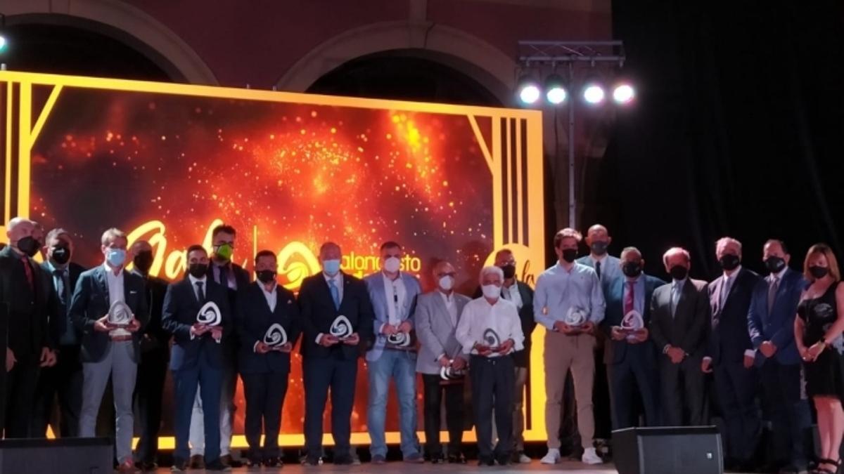 Los premiados en la Gala Anual de la Federación Andaluza de Baloncesto