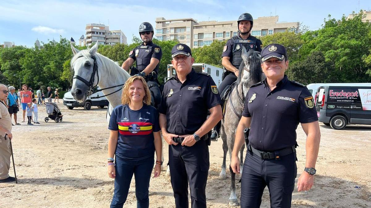 Exhibición de unidades policiales especializadas