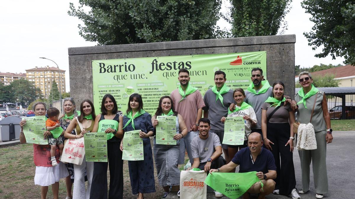 Asistentes a la presentación de las fiestas de Versalles, este lunes.