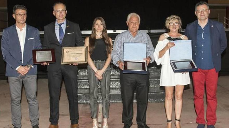 Imagen de los premiados en la cita.