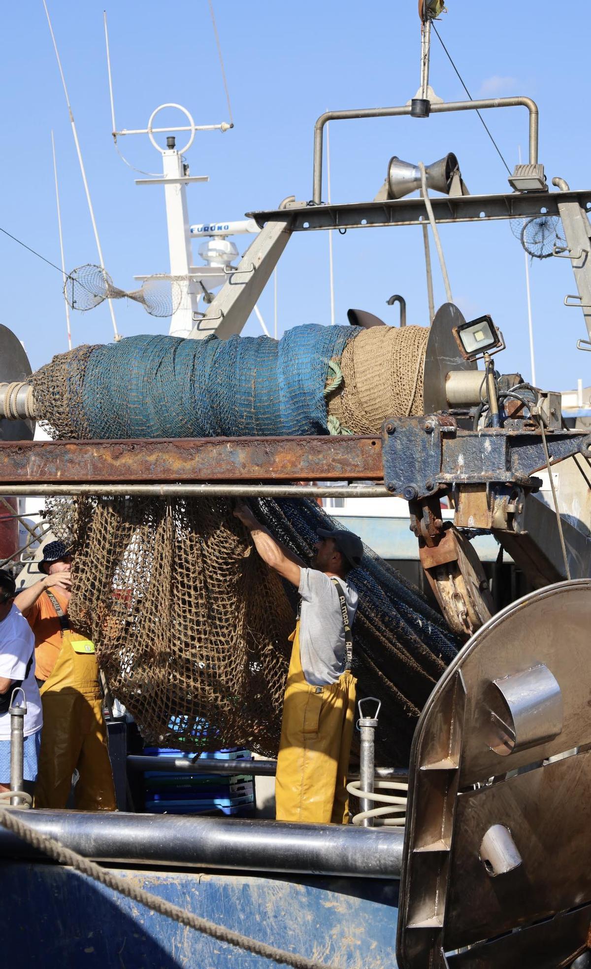 Los pescadores, contra las cuerdas