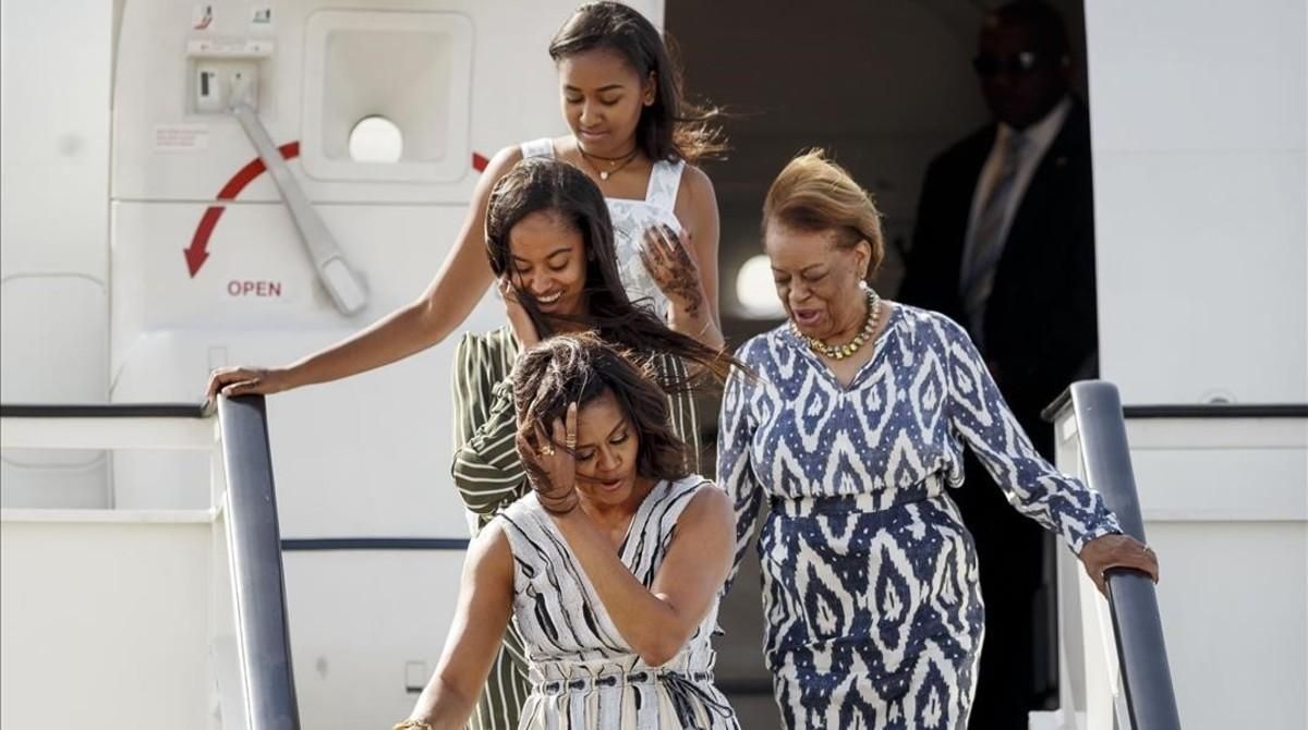 fcasals34507741 united states of america first lady michelle obama  followed160629194232