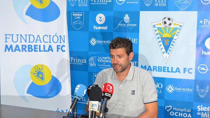 Fernando Estévez, entrenador del Marbella FC.