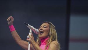 La cantante de La Oreja de Van Gogh, Amaia Montero, durante su concierto, en el Bizkaia Arena BEC, el 9 de mayo de 2026, en Bilbao, País Vasco.