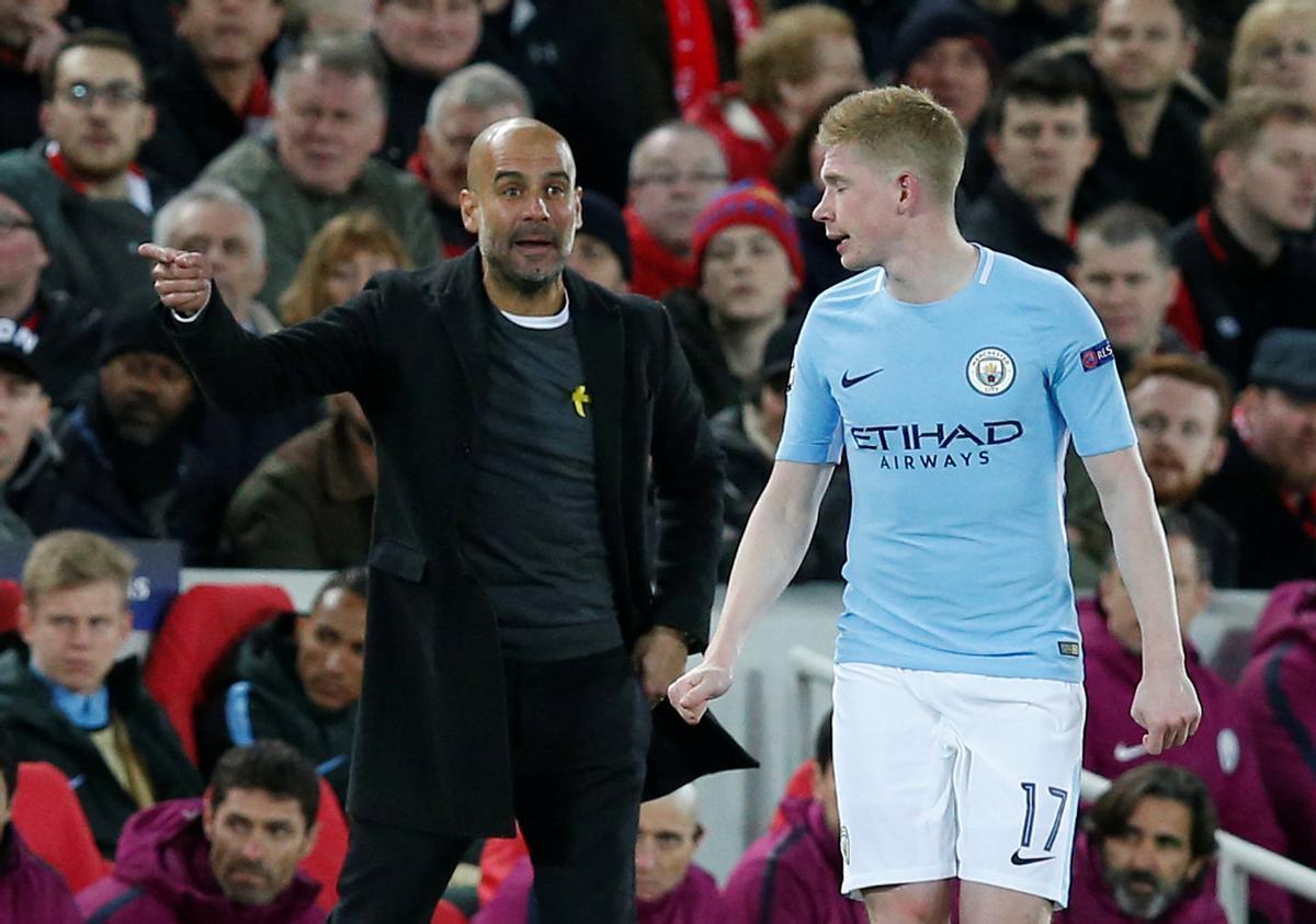 Pep Guardiola y Kevin De Bruyne, con en el Manchester City.